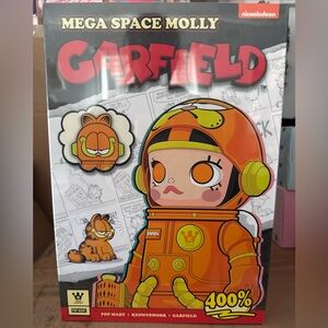 Mega Space Molly 400% Garfield BNIB